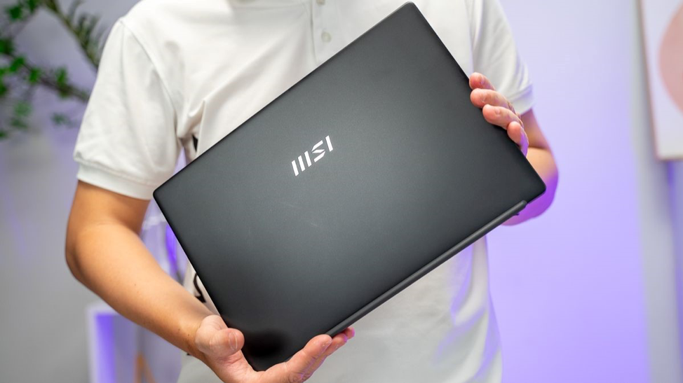 Làm Thế Nào Để Nâng Cấp Laptop MSI Mà Không Gặp Khó Khăn Tài Chính