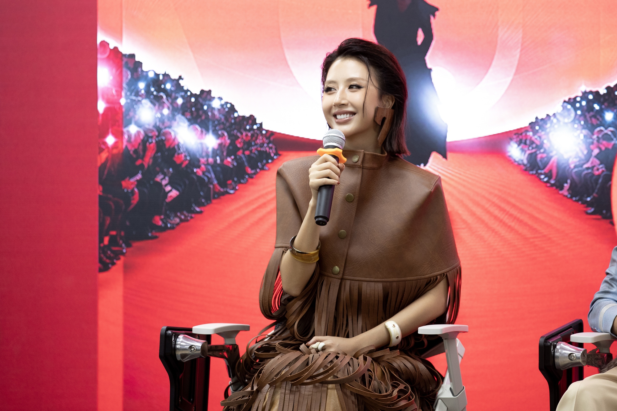 Không phải PhotoMarathon, Canon "đổi mới sáng tạo" mở cuộc thi Fashion Runway cho content creator- Ảnh 2.