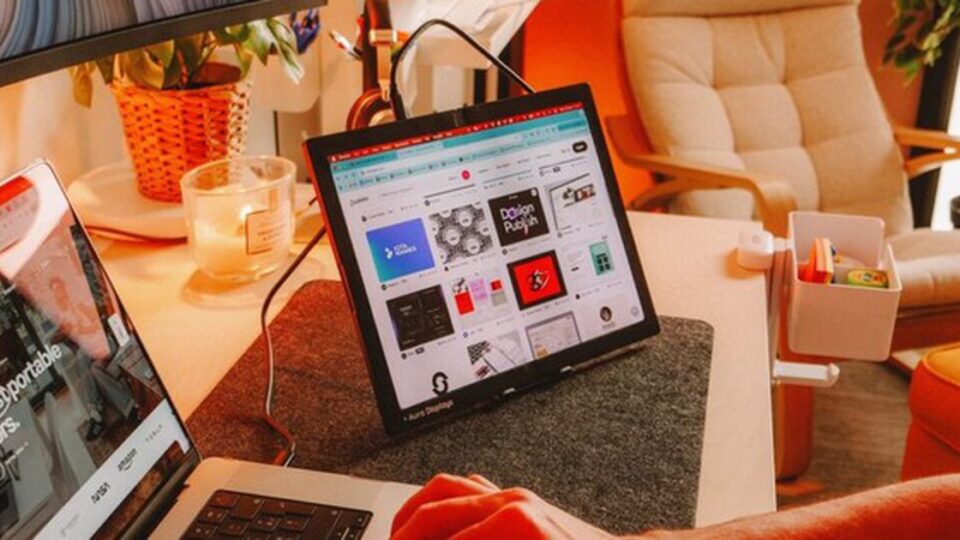 Màn hình gập di động 13,3 inch: khi màn hình laptop có thể xếp gọn vào túi