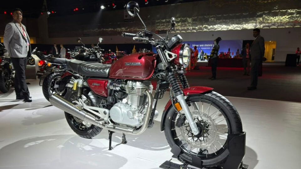 Honda CB500: Chiếc Xe Hoài Cổ Mới Đang Gây Chấn Động Thị Trường