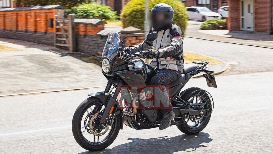 Royal Enfield Himalayan 750: Cuộc Cách Mạng Trong Thế Giới Xe Phượt