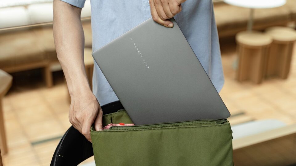 Laptop cho sinh viên: cách chọn hợp lý để dùng thật bền và tiết kiệm