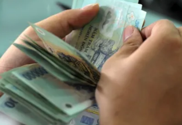 Thủ Đoạn Đánh Tráo Chip Thẻ Tín Dụng Từ Ngân Hàng: Cảnh Báo Và Biện Pháp Phòng Ngừa