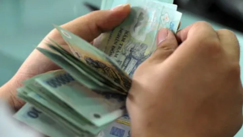 Thủ Đoạn Đánh Tráo Chip Thẻ Tín Dụng Từ Ngân Hàng: Cảnh Báo Và Biện Pháp Phòng Ngừa