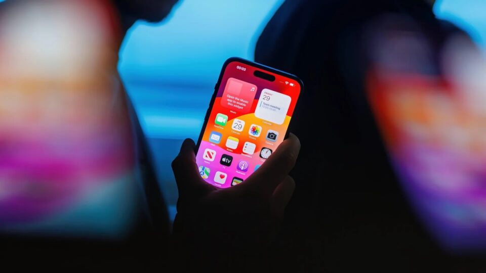 Cảnh báo bảo mật Apple: cách nhận biết và phản ứng khi iPhone/iPad/Mac bị nhắm mục tiêu