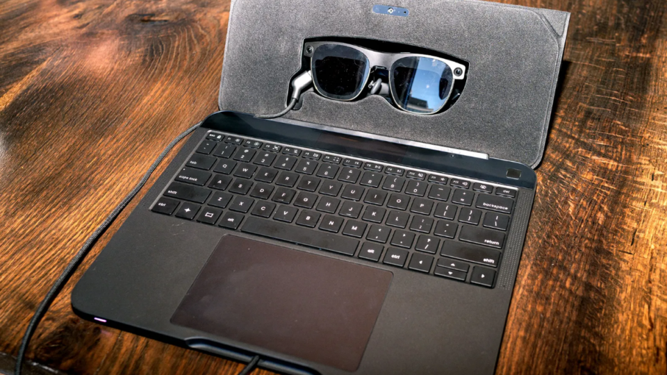 Spacetop G1 và tương lai laptop: khi màn hình vật lý biến thành kính AR