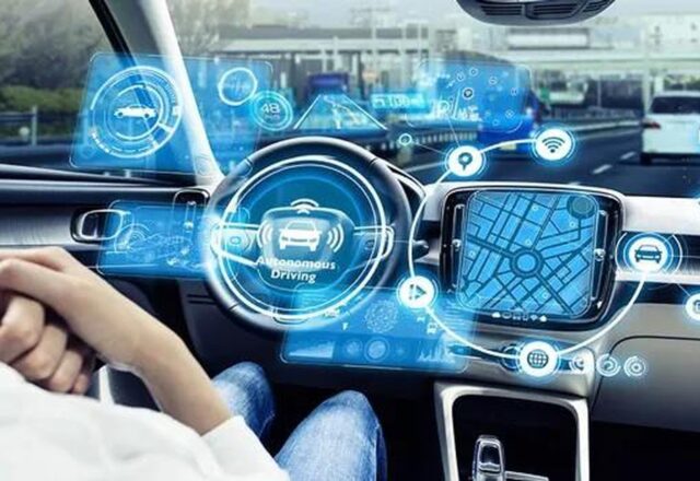 Khi quảng cáo ‘công nghệ’ trên ô tô bị siết: danh sách từ bị cấm và hệ quả cho nhà sản xuất