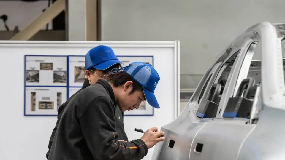 Hàng triệu xe ở Trung Quốc bị gọi lại vì tay nắm cửa ẩn: quy mô, rủi ro và những gì chủ xe cần biết