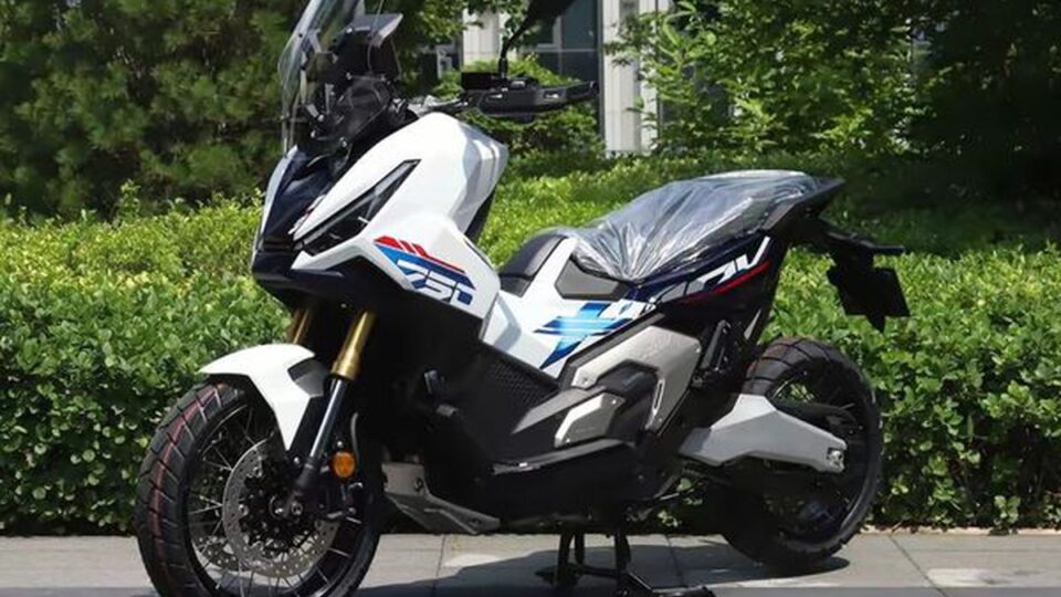 Honda X-ADV 750: tay ga phiêu lưu hai xi-lanh và hộp số DCT — phân tích chi tiết
