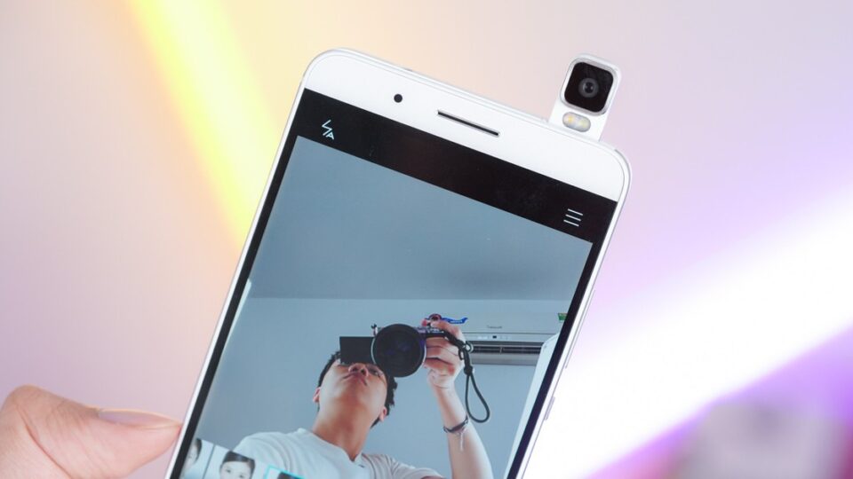 HONOR 7i và câu hỏi về camera không chỉ đứng yên: nhìn lại một ý tưởng táo bạo của 2015