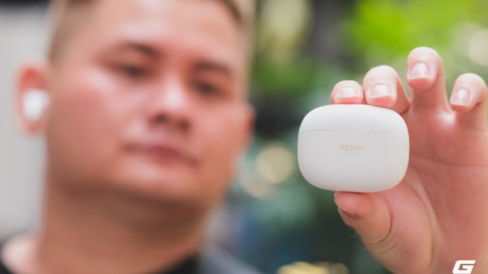 REDMI Buds 8 Pro: Khi tai nghe tầm 2,5 triệu mang nhiều tính năng của phân khúc cao hơn