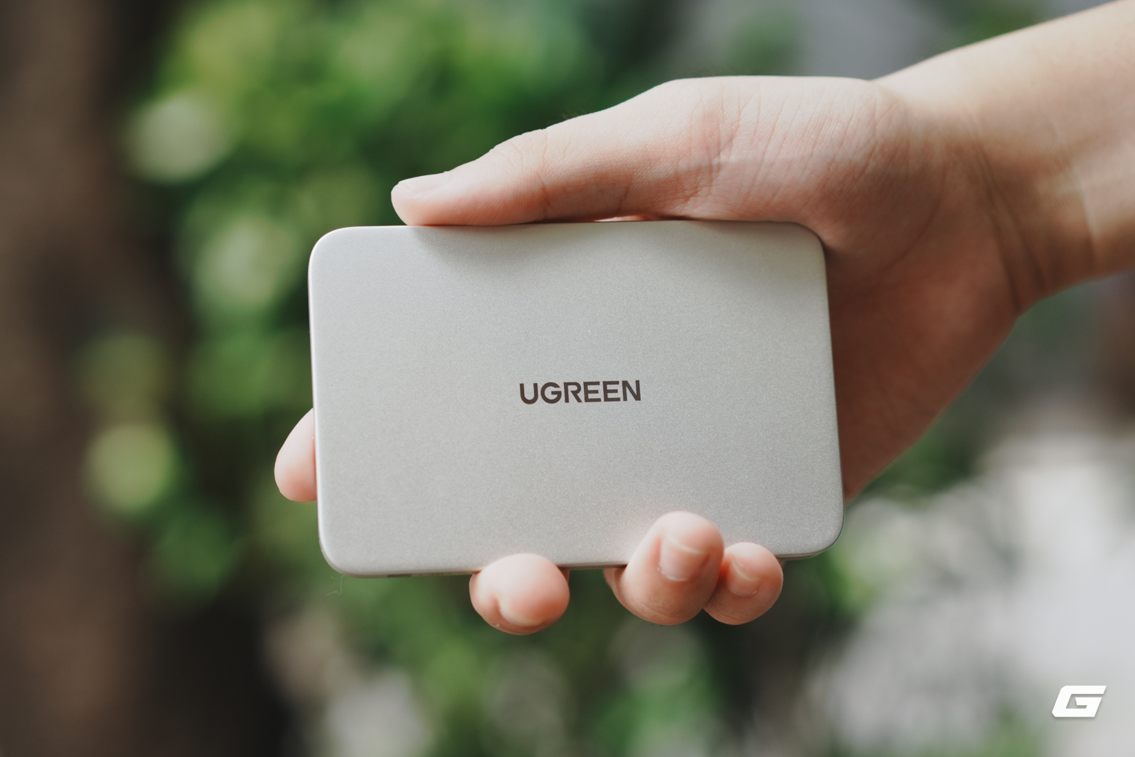 genk-ugreen-5000mah-magflow-air-1-1786186275814405743642 Pin dự phòng siêu mỏng của UGREEN: Màu trắng quá đẹp, sạc MagSafe 15W ngon lành cho iPhone, giá rẻ cả Xiaomi - Ảnh 2.