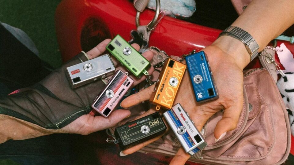 Kodak Charmera Millennium Edition: máy móc khóa nhấn mạnh thiết kế hơn thông số