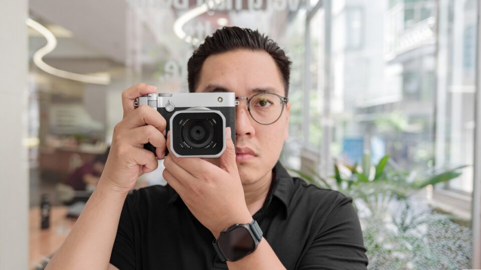 Fujifilm GFX100RF: Khi medium format trở nên di động — trải nghiệm thực tế