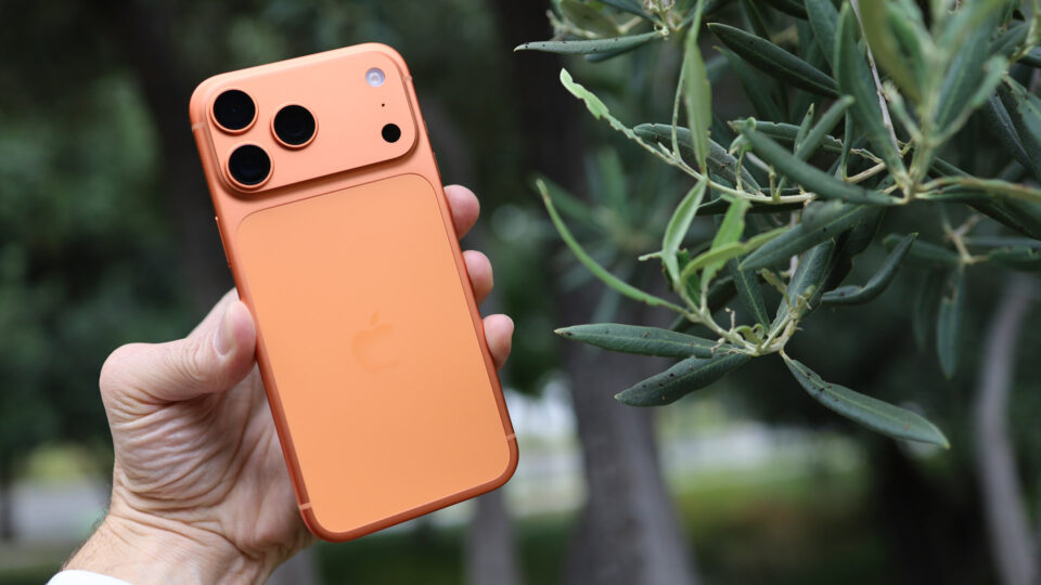 Giá iPhone 17 Pro Max Chạm Đáy: Cơ Hội Vàng Trước Thềm iPhone 18 Ra Mắt