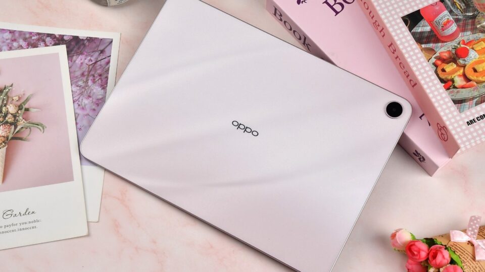 OPPO Pad Mini: tablet 8,8 inch mảnh mai dùng chip Snapdragon 8 Gen 5
