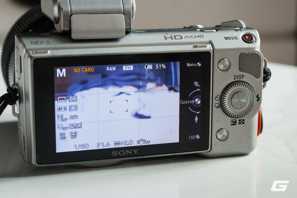 Tôi mua máy ảnh Sony giá 3,5 triệu từ 2010: Chụp vẫn đẹp, nét căng từng pixel nhưng chỉ hợp với hội