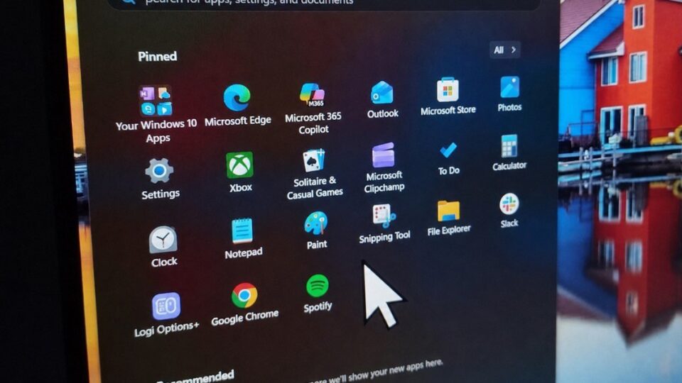Khi Windows gây phiền toái: con trỏ tự đổi và thông báo Defender báo sai