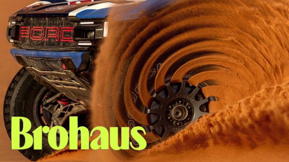 Khi chiếc Adventure thực sự sống: Bền bỉ, công năng và cái đẹp của vết xước