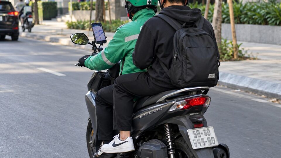 Lái xe lâu trên Google Maps: cách giảm hao pin và dữ liệu khi cần định vị