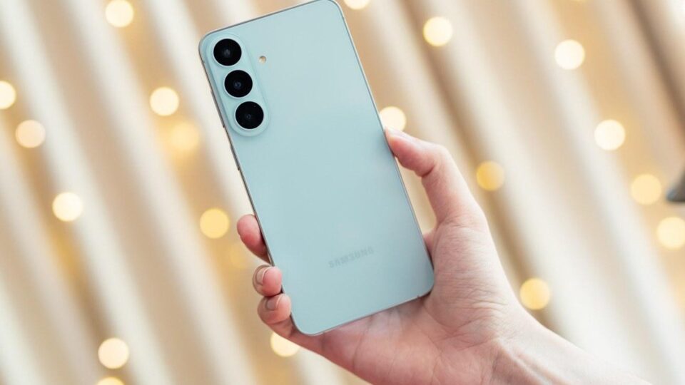 Galaxy S26 FE: lựa chọn thực tế cho người mua smartphone tầm 20 triệu