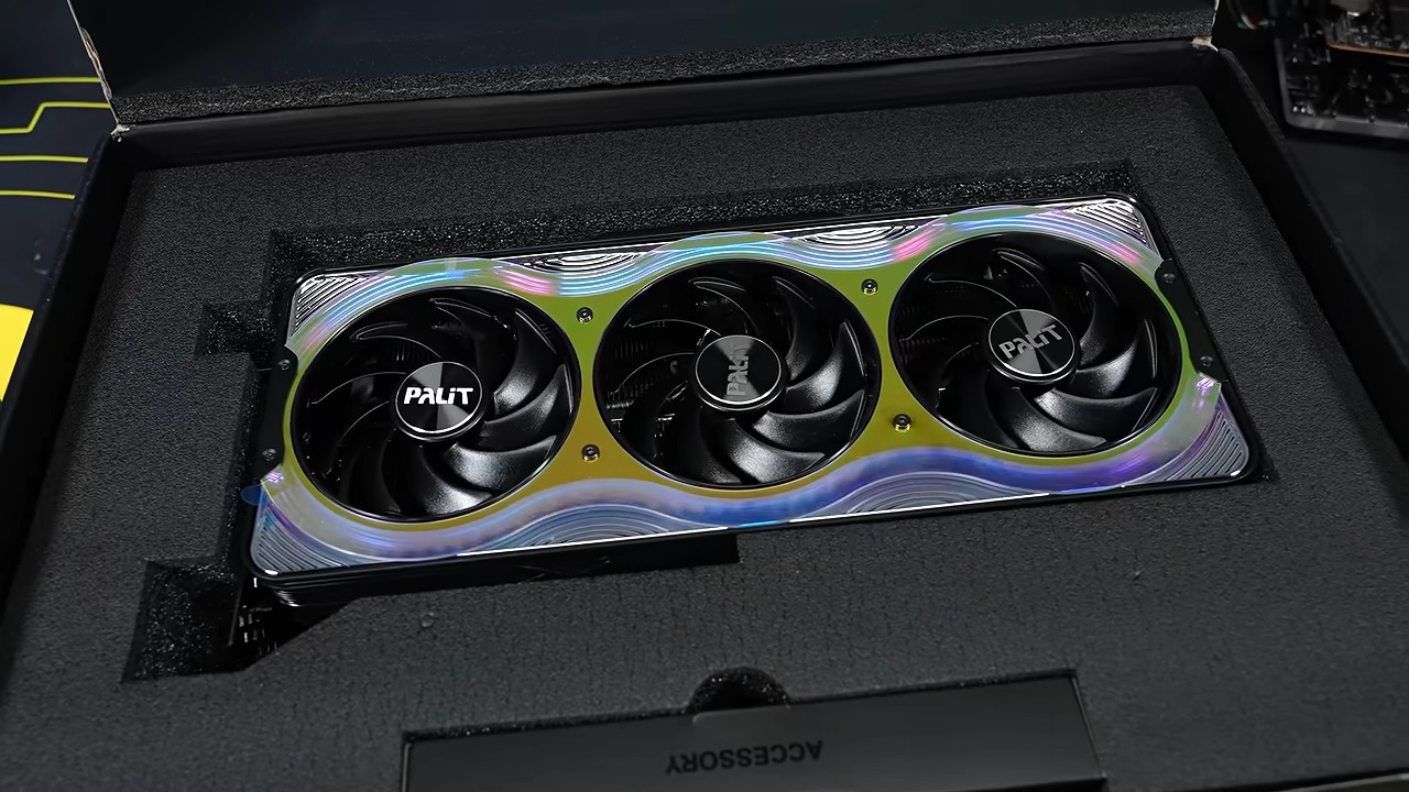 Chi 1.800 euro mua RTX 5090, game thủ nhận về chiếc card không có cả GPU lẫn bộ nhớ - Ảnh 2.