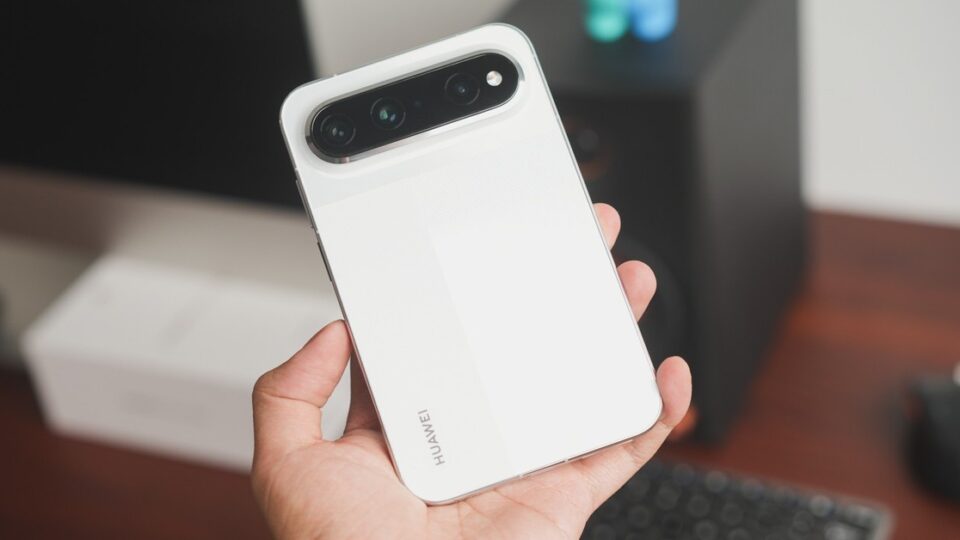 Huawei Pura X View: Khi điện thoại ‘bè ngang’ quay trở lại — thiết kế, cấu hình và trải nghiệm thực tế
