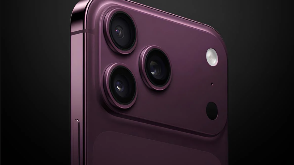 iPhone 18 Pro Max hé lộ hai tông màu mới: Dark Cherry và Sky Blue