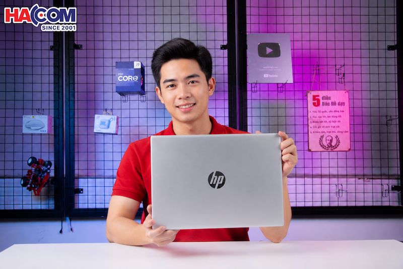 Laptop cho sinh viên CNTT: Chọn thế nào để dùng ổn trong 4 năm?