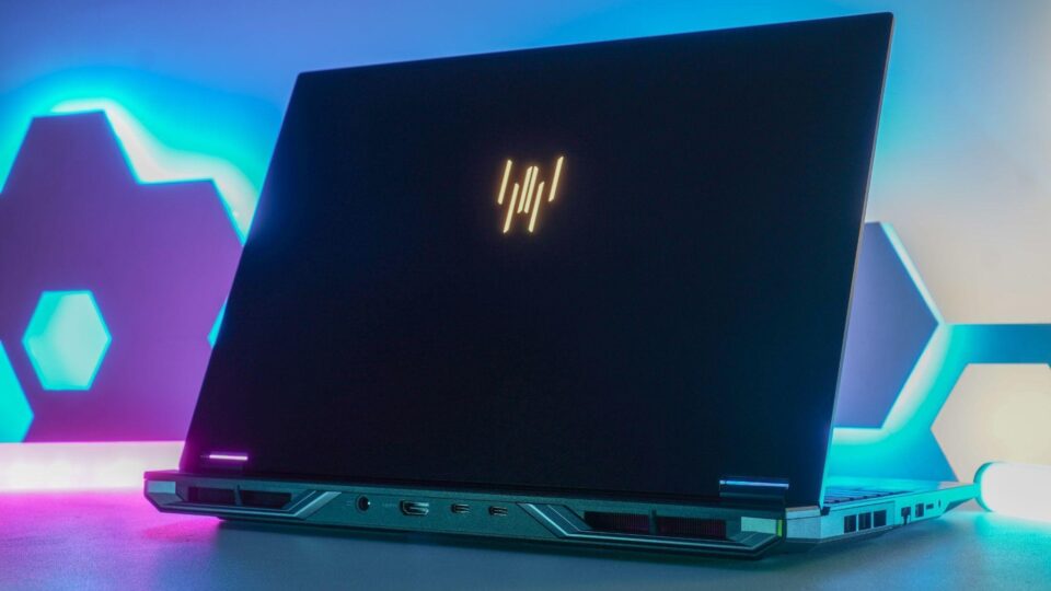 Lựa chọn laptop gaming cho nhu cầu đa nhiệm: phân tích Predator Helios Neo 16