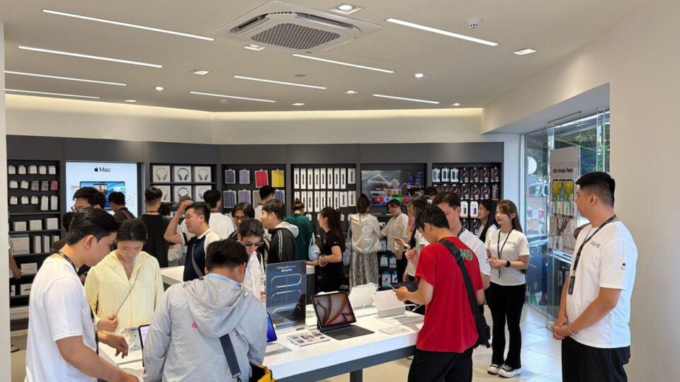 Đặt trước iPhone 18 Pro: TopZone biến mỗi bước mua sắm thành một trải nghiệm hoàn chỉnh